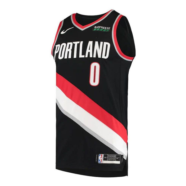 Майка Nike x NBA Portland Trail Blazers Jerseys 'Damian Lillard 0', черный
Майка Nike x NBA Portland Trail Blazers Jerseys 'Damian Lillard 0', черный
