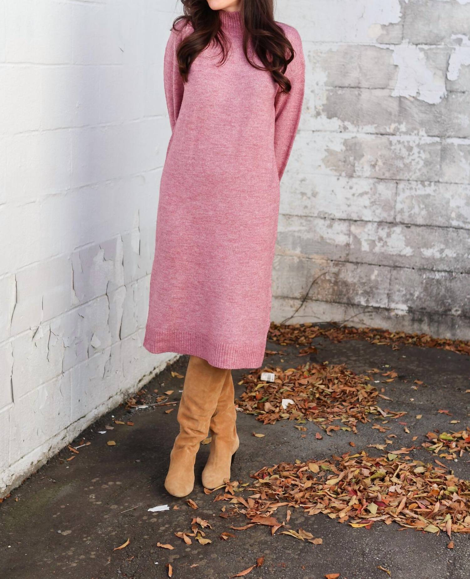 Omuna Свитер-платье в цвете Foxglove B.young, Foxglove
Omuna Свитер-платье в цвете Foxglove B.young, Foxglove