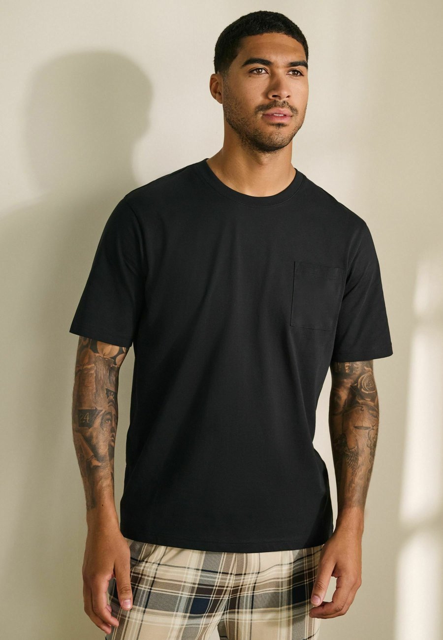 Пижамный комплект Next SET STANDARD, Neutral Black Check/Black
Пижамный комплект Next SET STANDARD, Neutral Black Check/Black