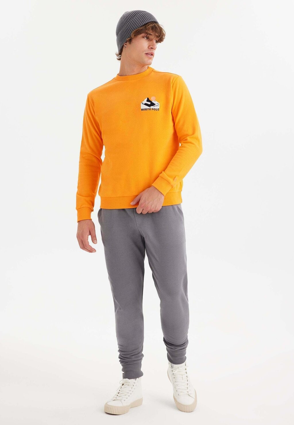 Шапка WESTMARK LONDON, цвет grey
Шапка WESTMARK LONDON, цвет grey