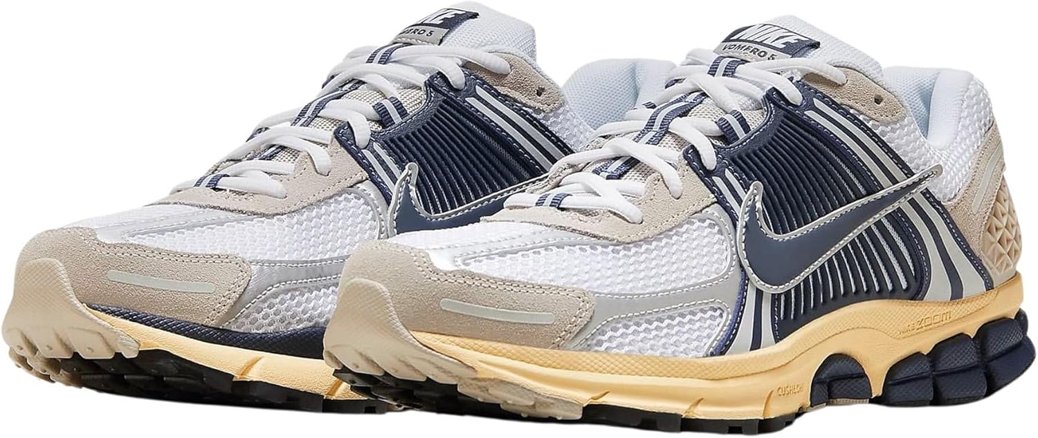 Мужские кроссовки Nike Zoom Vomero 5, White Dark Blue
Мужские кроссовки Nike Zoom Vomero 5, White Dark Blue