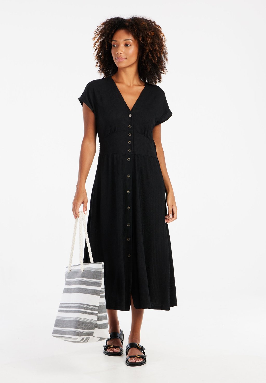 Повседневное платье Protest, черный
Повседневное платье Protest, черный