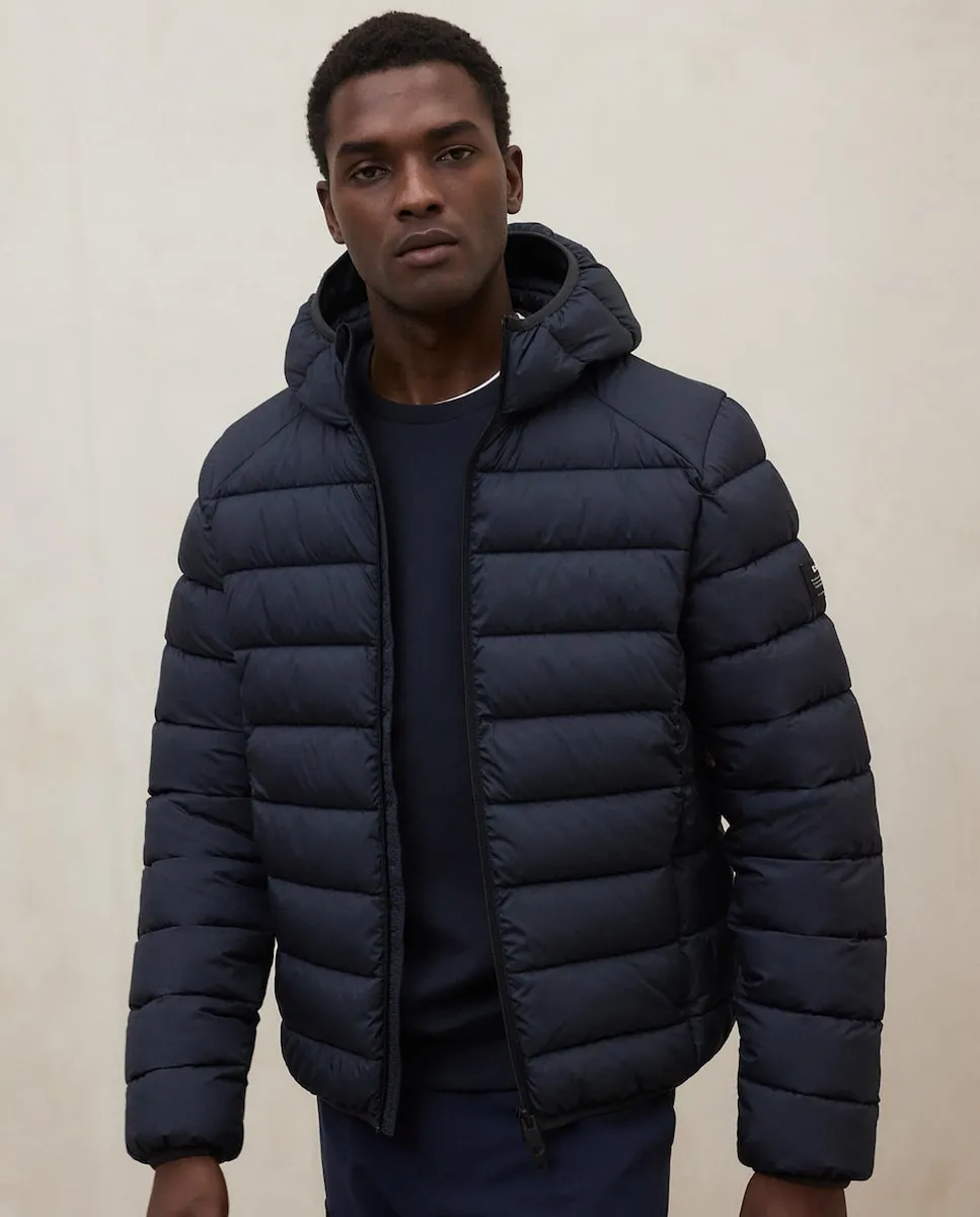 Мужское пальто с капюшоном и двойной застежкой на молнии Ecoalf, синий
Мужское пальто с капюшоном и двойной застежкой на молнии Ecoalf, синий