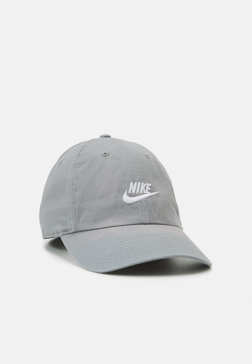 Бейсболка Nike
Бейсболка Nike