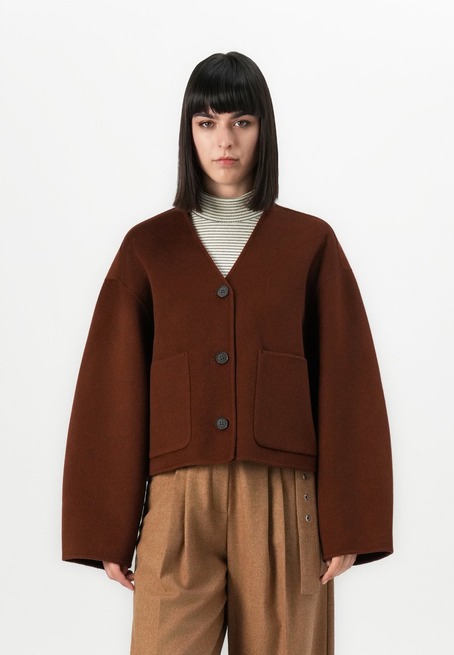 Кардиган IVY OAK JENEVA, Rusty Brown/Brown
Кардиган IVY OAK JENEVA, Rusty Brown/Brown