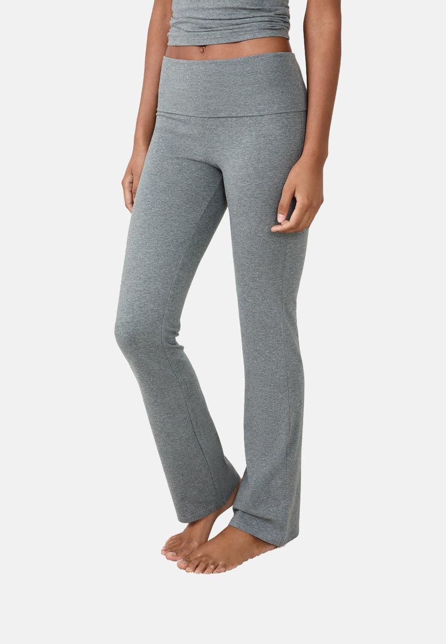 Пижамные брюки Etam GALATEA, Grey
Пижамные брюки Etam GALATEA, Grey