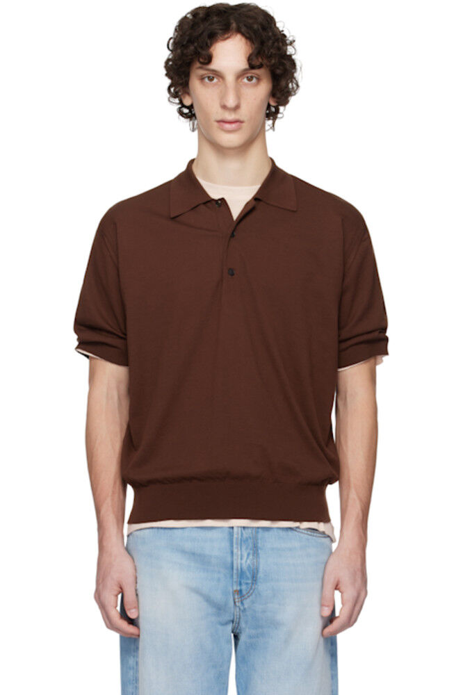 Коричневое поло из хлопка высокой плотности AURALEE
Коричневое поло из хлопка высокой плотности AURALEE