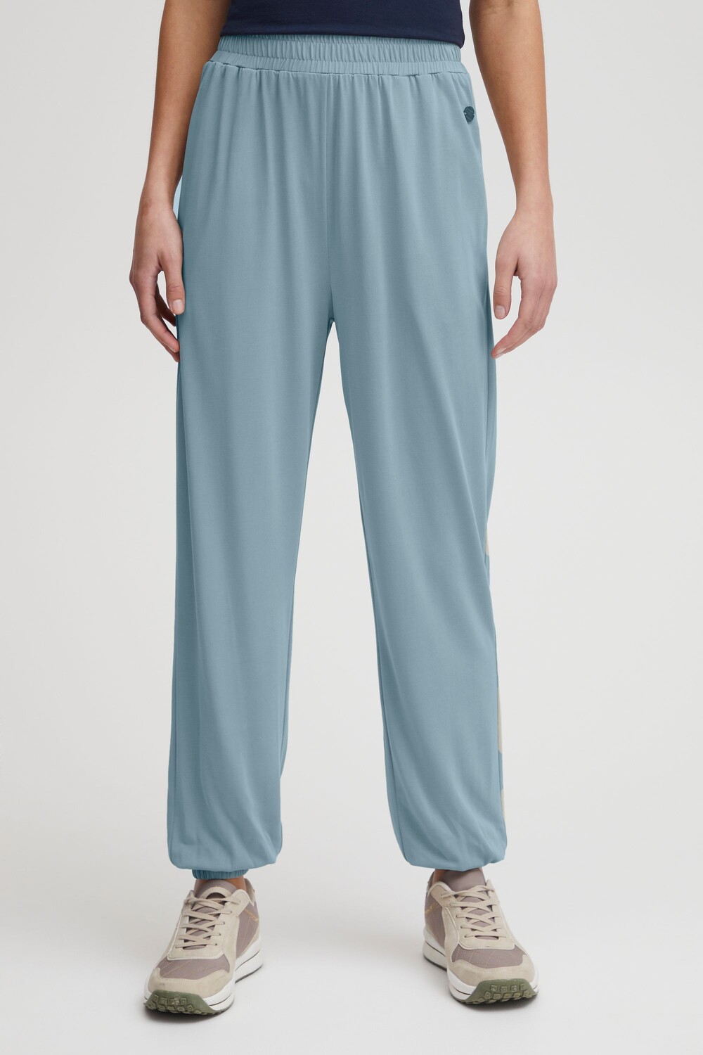 Брюки Oxmo Stoffhose OXBrianna 21800175 ME, синий
Брюки Oxmo Stoffhose OXBrianna 21800175 ME, синий