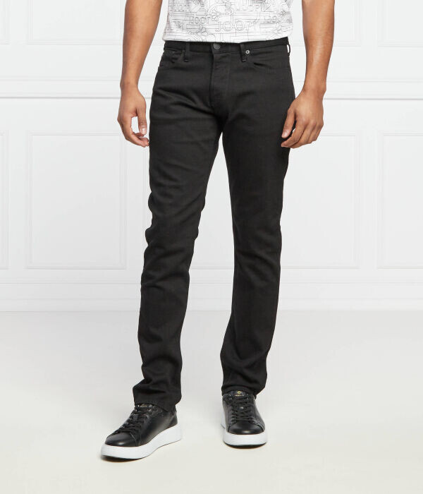 Джинсы мужские Emporio Armani облегающего кроя классические, черный
Джинсы мужские Emporio Armani облегающего кроя классические, черный