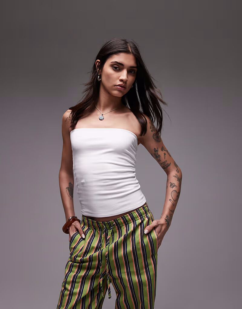 Удлиненное бандо белого цвета Topshop
Удлиненное бандо белого цвета Topshop