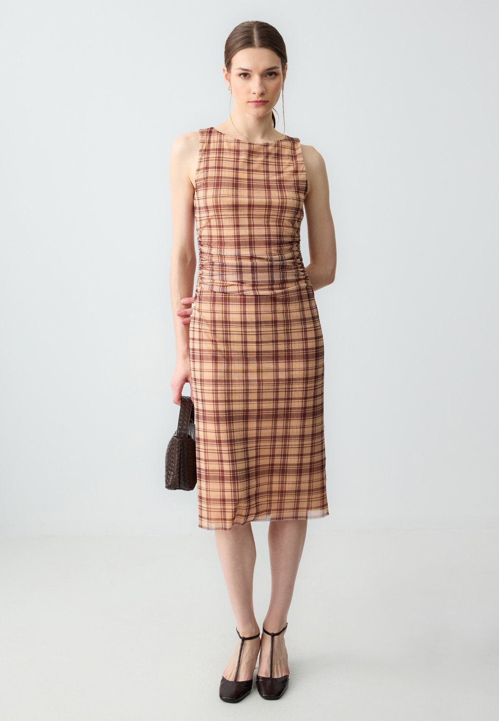 Платье-трансформер SLIM FIT ROUND NECK SLEEVELESS PLAID PATTERNED Jimmy Key, бежевый
Платье-трансформер SLIM FIT ROUND NECK SLEEVELESS PLAID PATTERNED Jimmy Key, бежевый