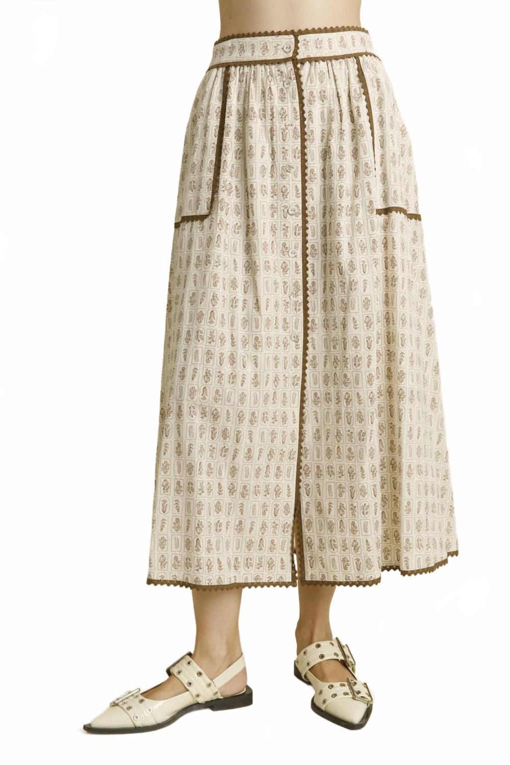 Фактурная миди-юбка с цветочным принтом в цвете айвори Aureum, слоновая кость
Фактурная миди-юбка с цветочным принтом в цвете айвори Aureum, слоновая кость