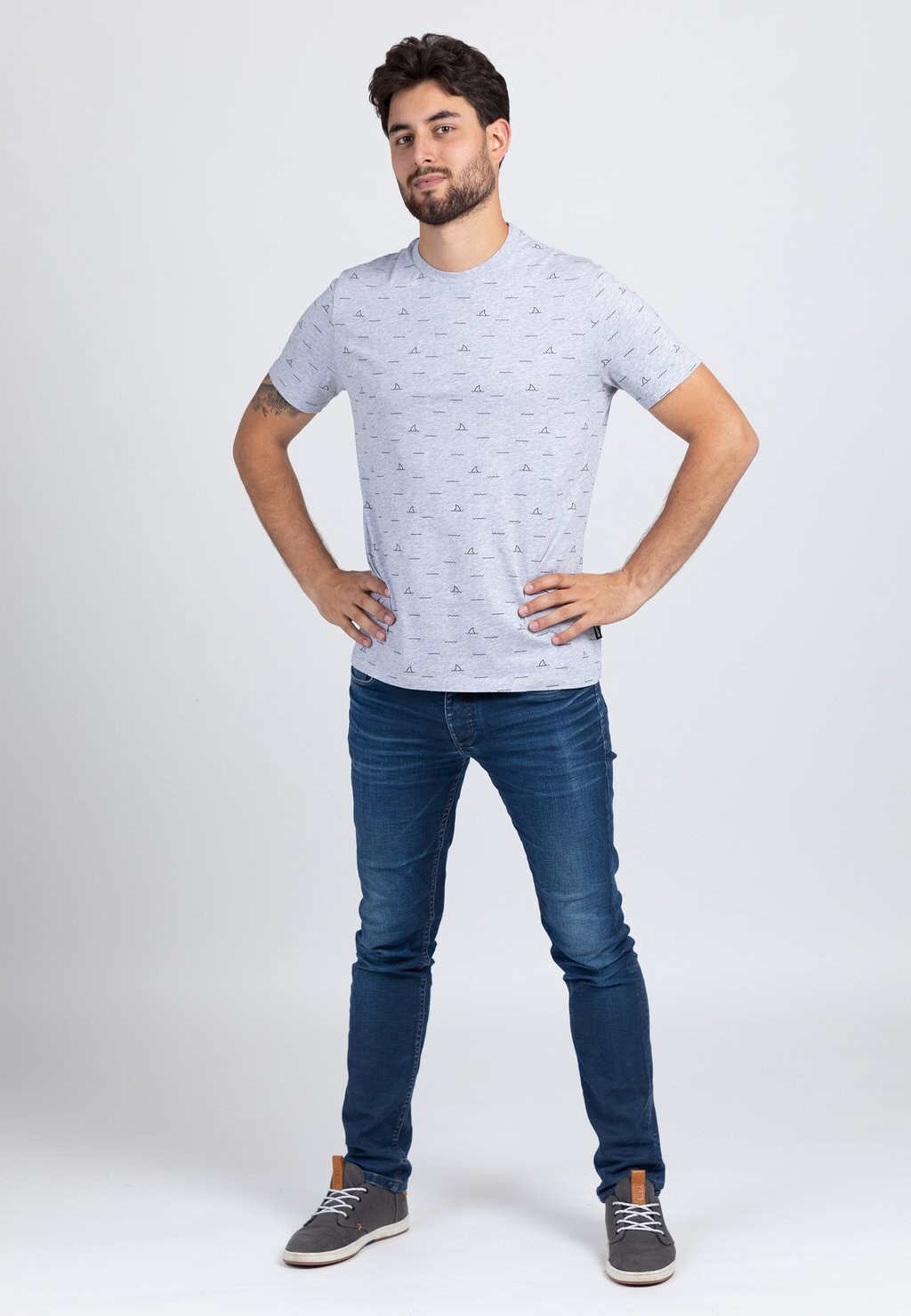 Футболка с принтом SHARK FIN Lexi&Bö, цвет Mottled Grey
Футболка с принтом SHARK FIN Lexi&Bö, цвет Mottled Grey