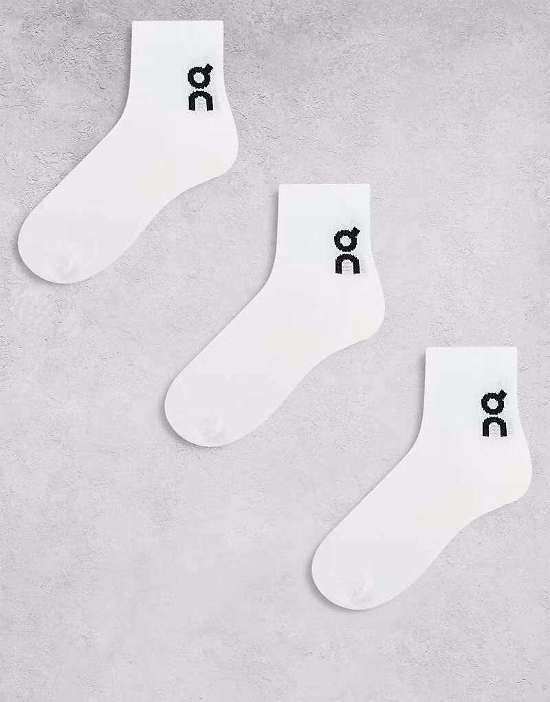 Набор из 3 пар носков среднего размера с логотипом белого цвета On Running 
Набор из 3 пар носков среднего размера с логотипом белого цвета On Running