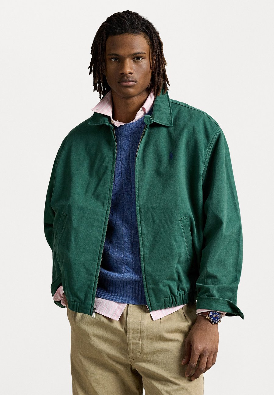 Куртка Polo Ralph Lauren WINDBREAKER, Washed Forest/Dark Green
Куртка Polo Ralph Lauren WINDBREAKER, Washed Forest/Dark Green