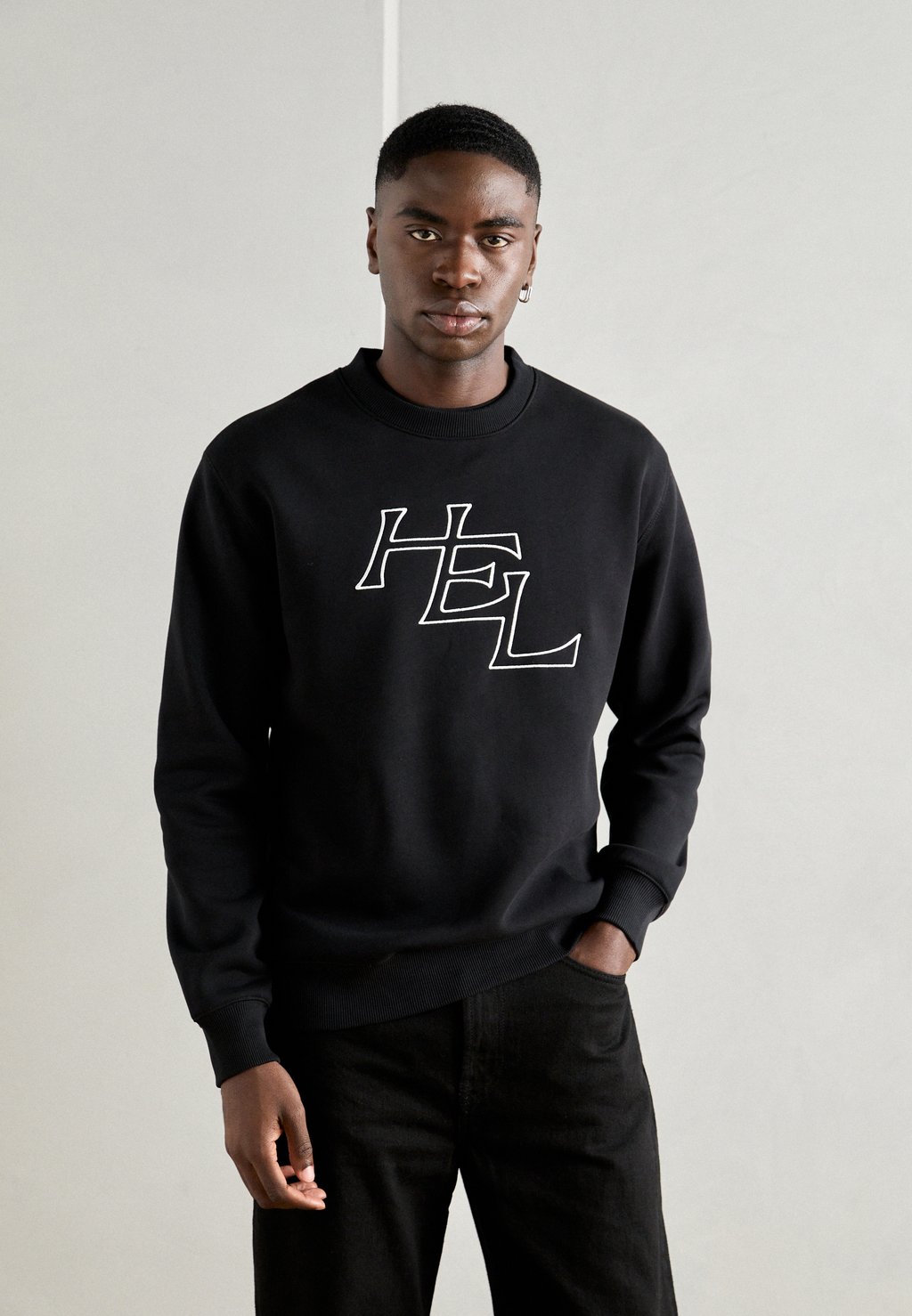 Толстовка BOROUGH con cappuccio Makia, черный
Толстовка BOROUGH con cappuccio Makia, черный