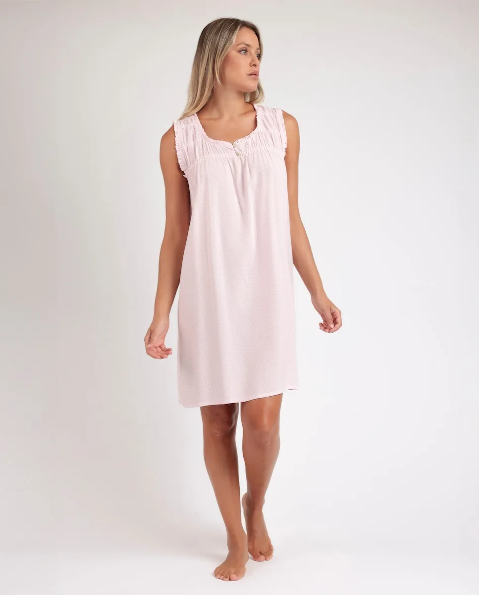 Короткая женская ночная рубашка из розовой вискозной ткани Admas, розовый
Короткая женская ночная рубашка из розовой вискозной ткани Admas, розовый
