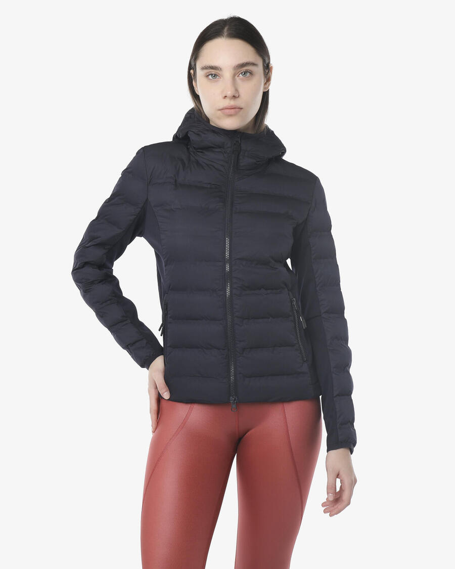 JAKED Женская синтетическая фитнес-куртка темно-синего цвета
JAKED Женская синтетическая фитнес-куртка темно-синего цвета