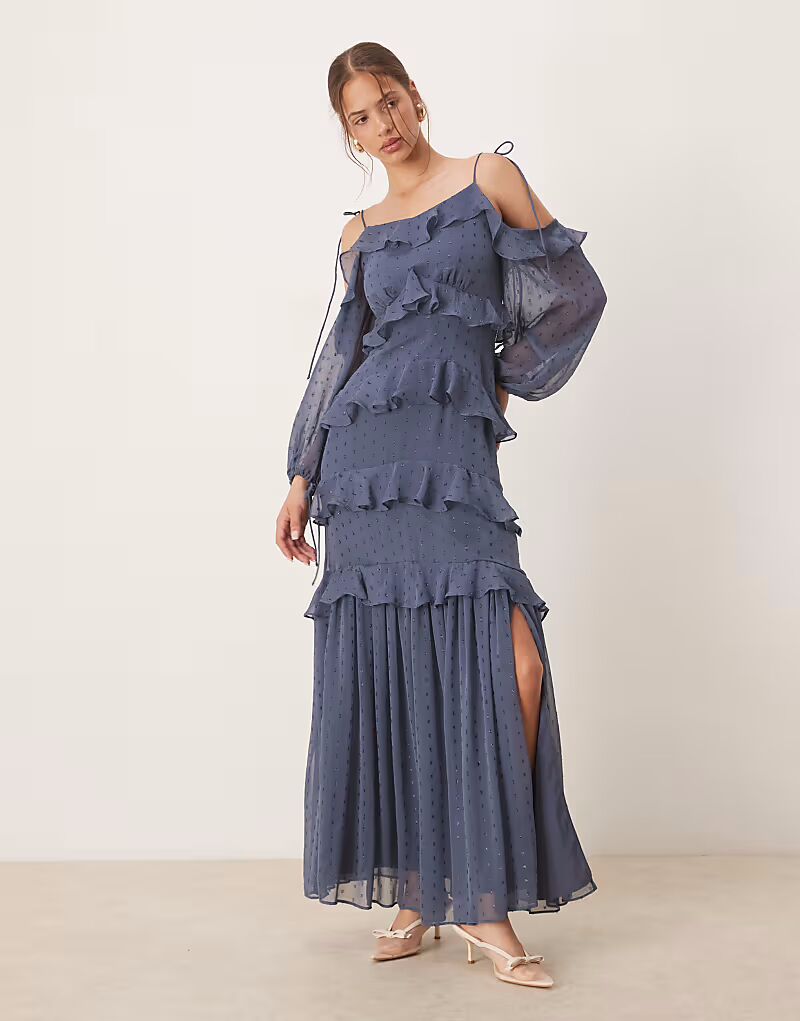 Длинное платье с открытыми плечами и оборками цвета винтажного индиго Anaya
Длинное платье с открытыми плечами и оборками цвета винтажного индиго Anaya