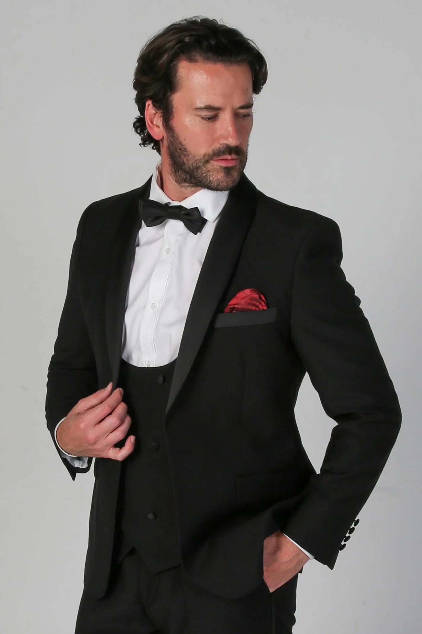 Ford - Блейзер с шалевыми лацканами Paul Andrew, черный
Ford - Блейзер с шалевыми лацканами Paul Andrew, черный