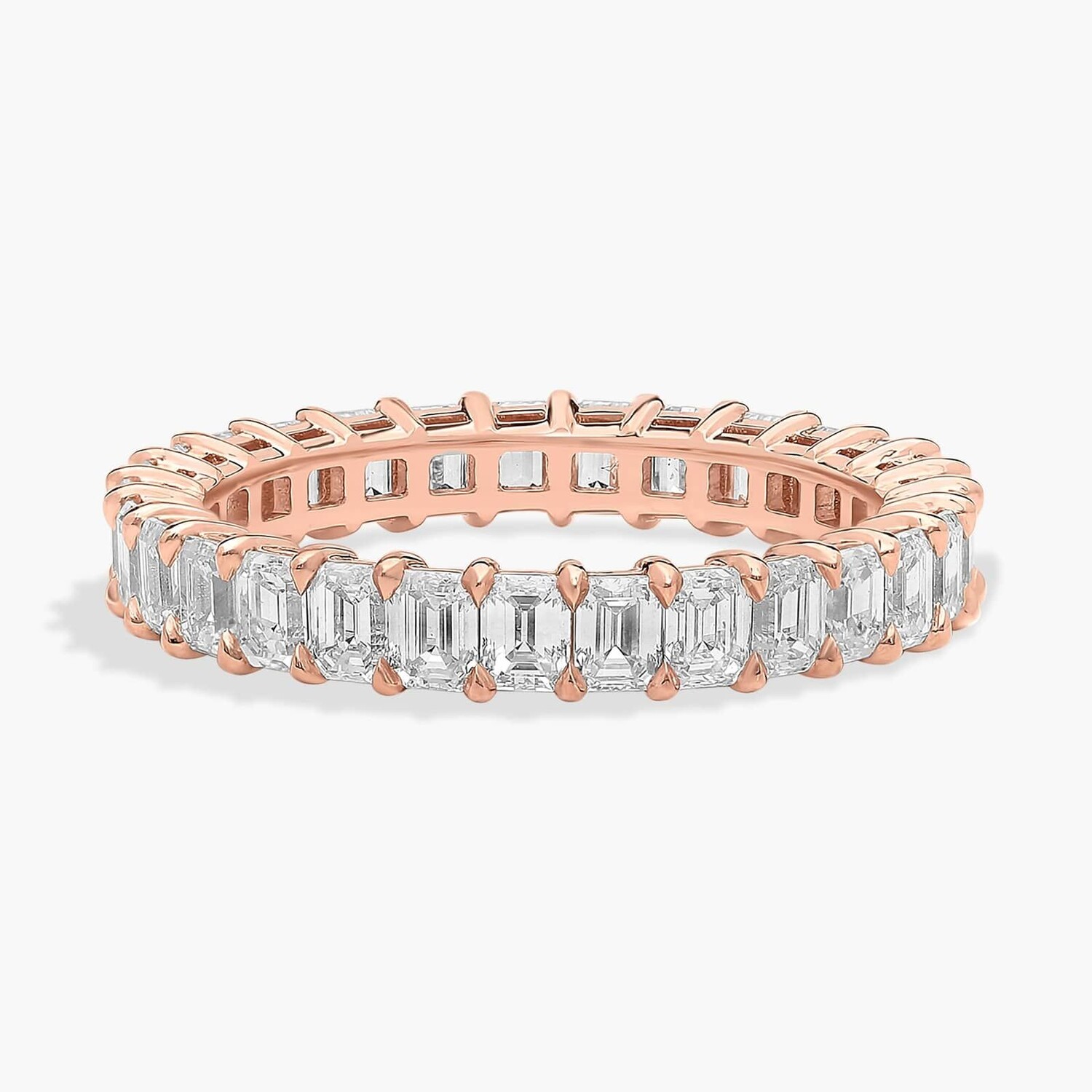 Кольцо Eternity с выращенным в лаборатории бриллиантом изумрудной огранки из розового золота 14 карат (2 карата Tw. - FG / VS2-SI1) Blue Nile
Кольцо Eternity с выращенным в лаборатории бриллиантом изумрудной огранки из розового золота 14 карат (2 карата Tw. - FG / VS2-SI1) Blue Nile