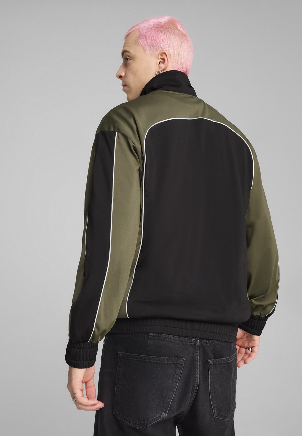 Тренировочная куртка FUTURE ARCHIVE Puma, черный
Тренировочная куртка FUTURE ARCHIVE Puma, черный