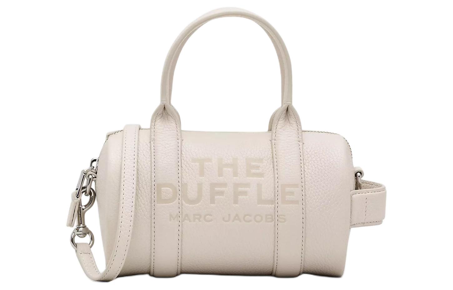 Кожаная маленькая дорожная сумка белая MARC JACOBS
Кожаная маленькая дорожная сумка белая MARC JACOBS