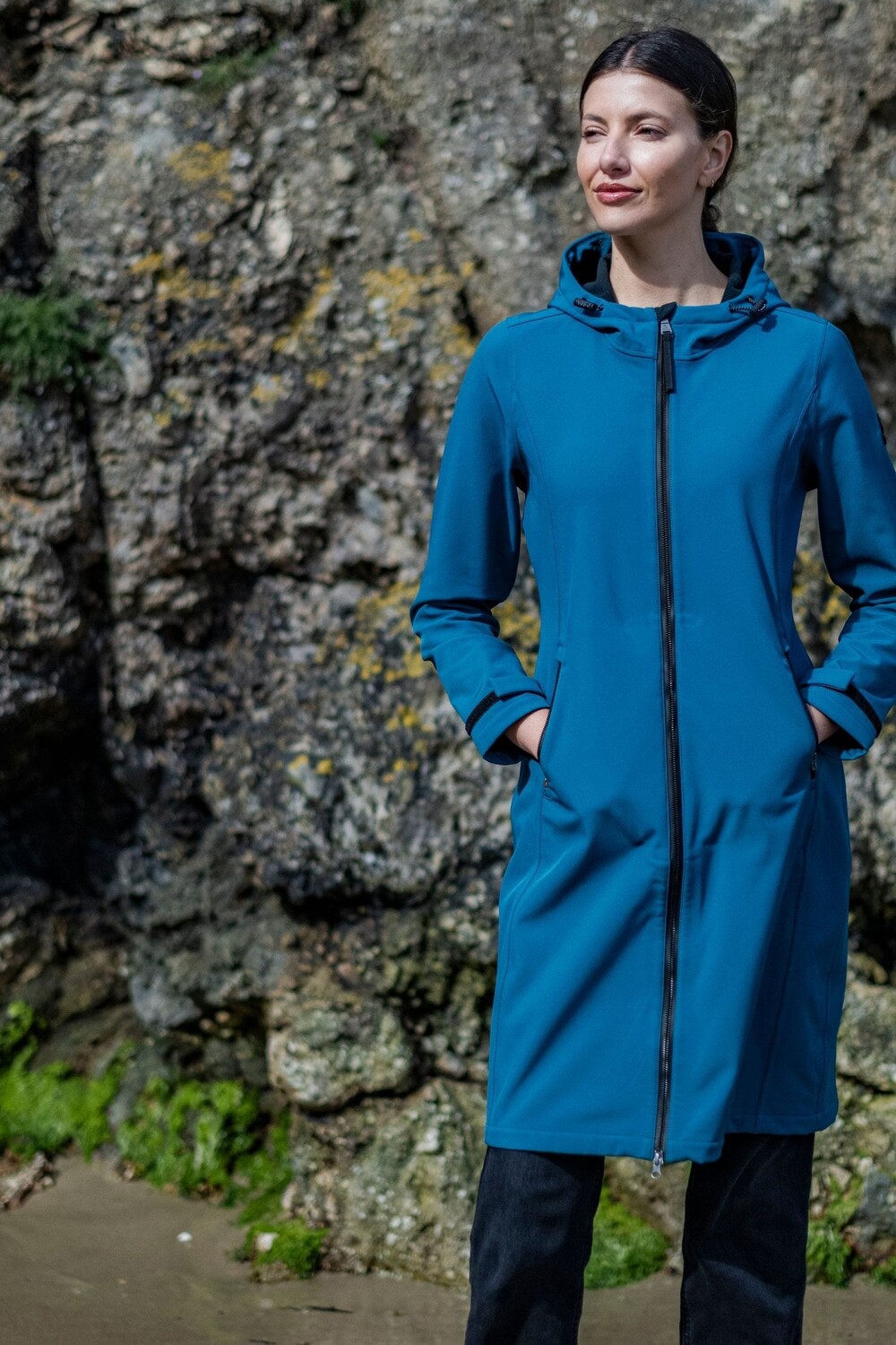 Женская куртка enya softshell длинная Tog 24, синий
Женская куртка enya softshell длинная Tog 24, синий