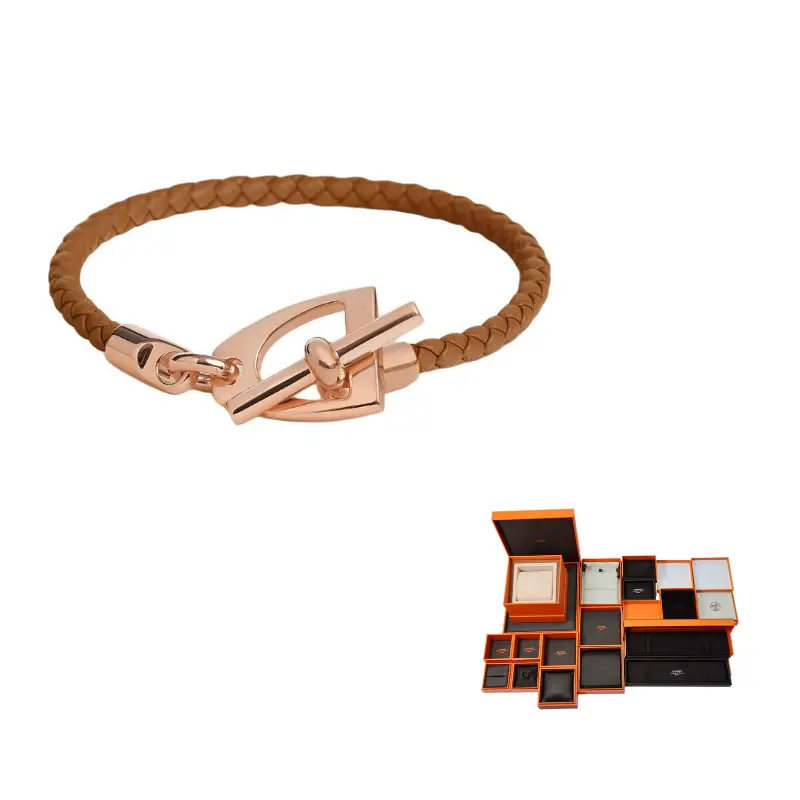 Браслеты из телячьей кожи унисекс gold HERMES, золотой
Браслеты из телячьей кожи унисекс gold HERMES, золотой