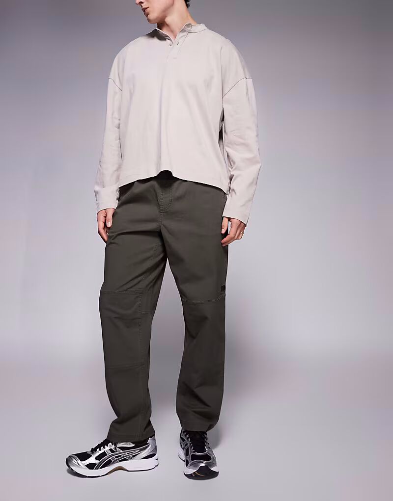 Свободные брюки North Face Beta Utility цвета хаки с поясом The North Face
Свободные брюки North Face Beta Utility цвета хаки с поясом The North Face