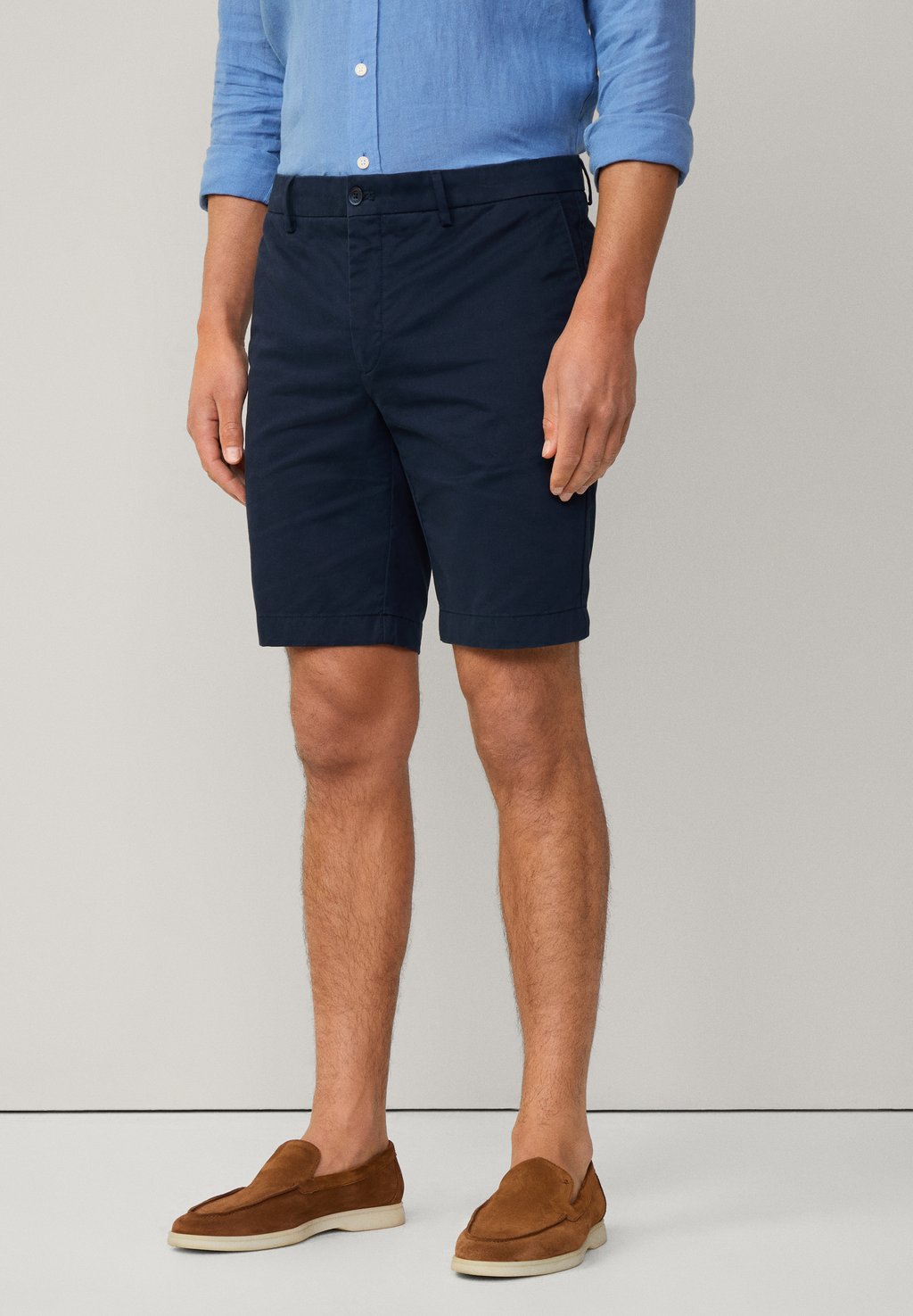 Шорты CORE KEN Hackett London, темно-синий
Шорты CORE KEN Hackett London, темно-синий