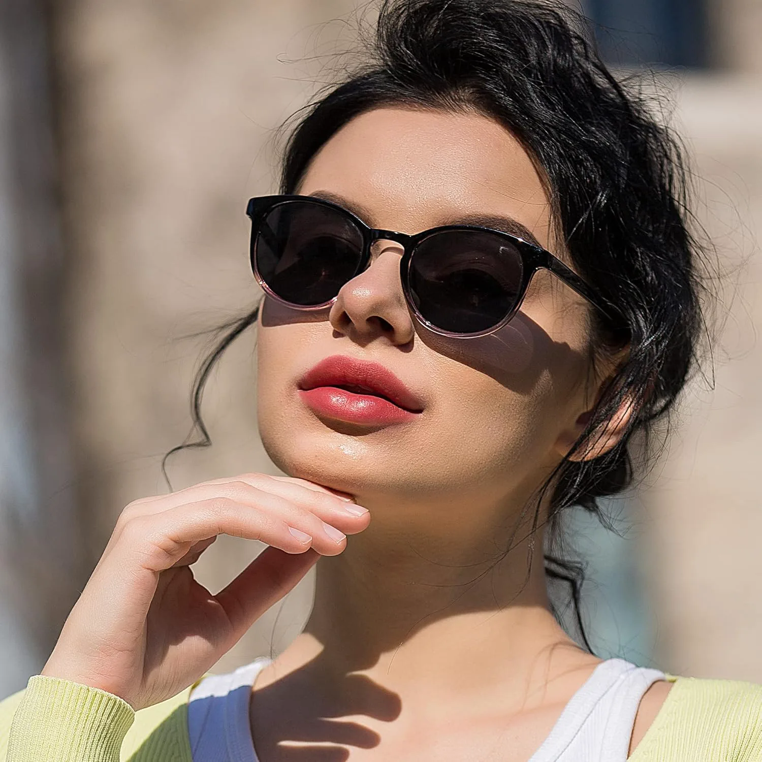 Набор из 3 солнцезащитных очков для мужчин и женщин, солнцезащитные очки UV400 с линзами бежевого/серого цвета, блокирующие синий свет LAMBBAA, Chilling_floral
Набор из 3 солнцезащитных очков для мужчин и женщин, солнцезащитные очки UV400 с линзами бежевого/серого цвета, блокирующие синий свет LAMBBAA, Chilling_floral