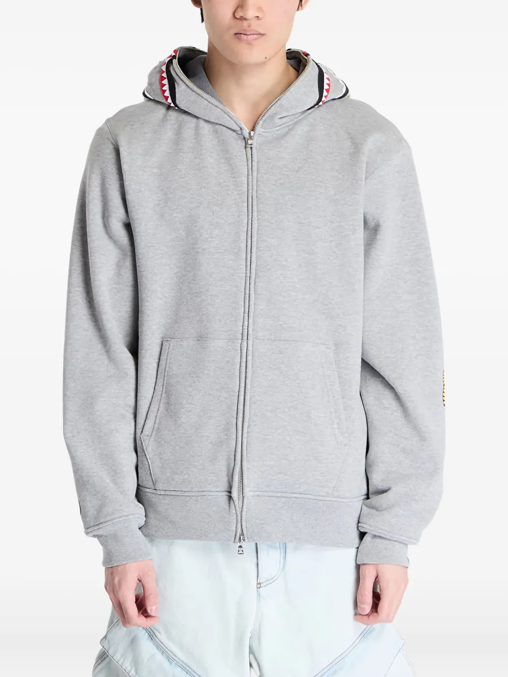 Толстовка с капюшоном-акулой на молнии A BATHING APE, серый
Толстовка с капюшоном-акулой на молнии A BATHING APE, серый