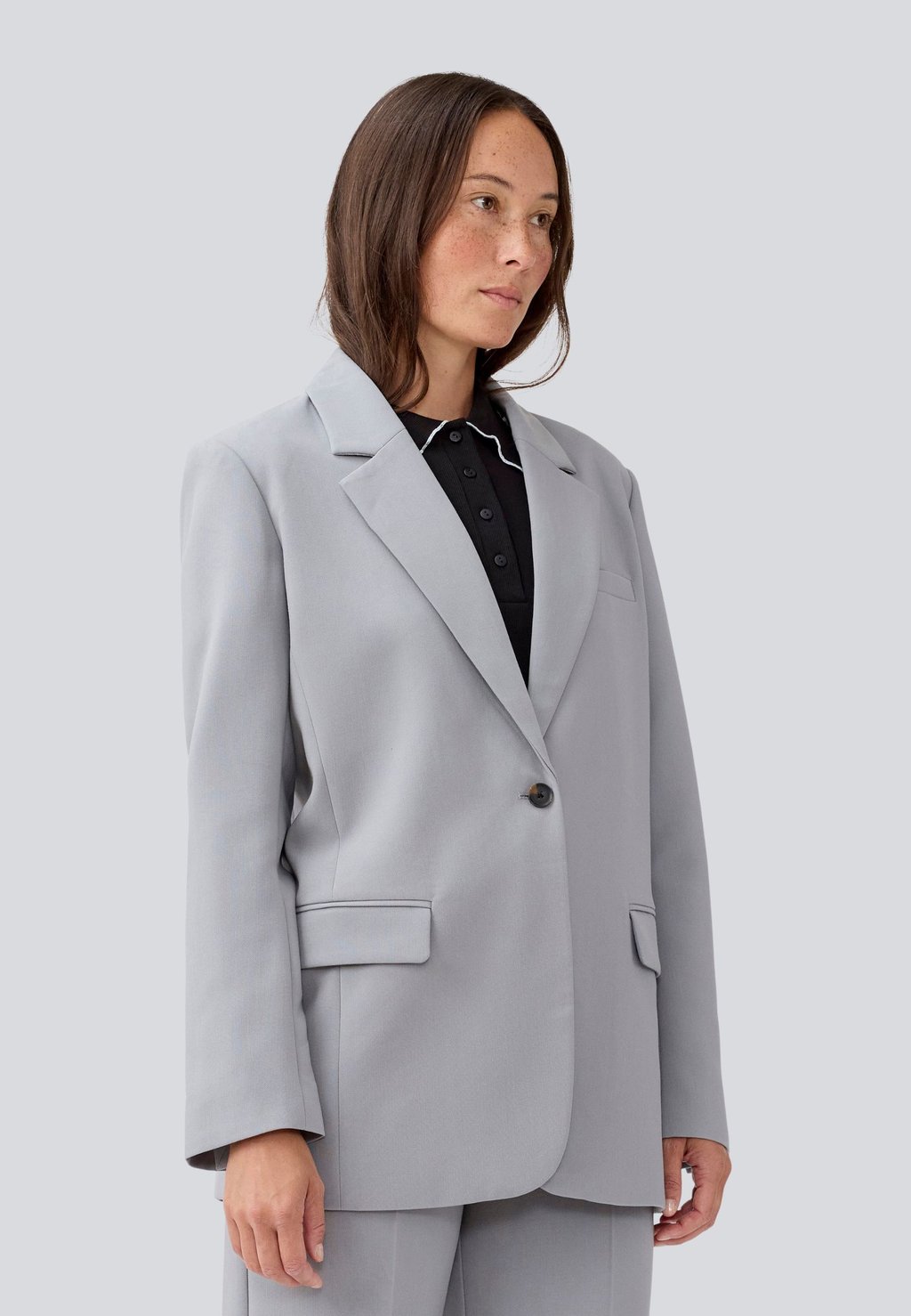 Блейзер GALE Modström, сине-серый
Блейзер GALE Modström, сине-серый