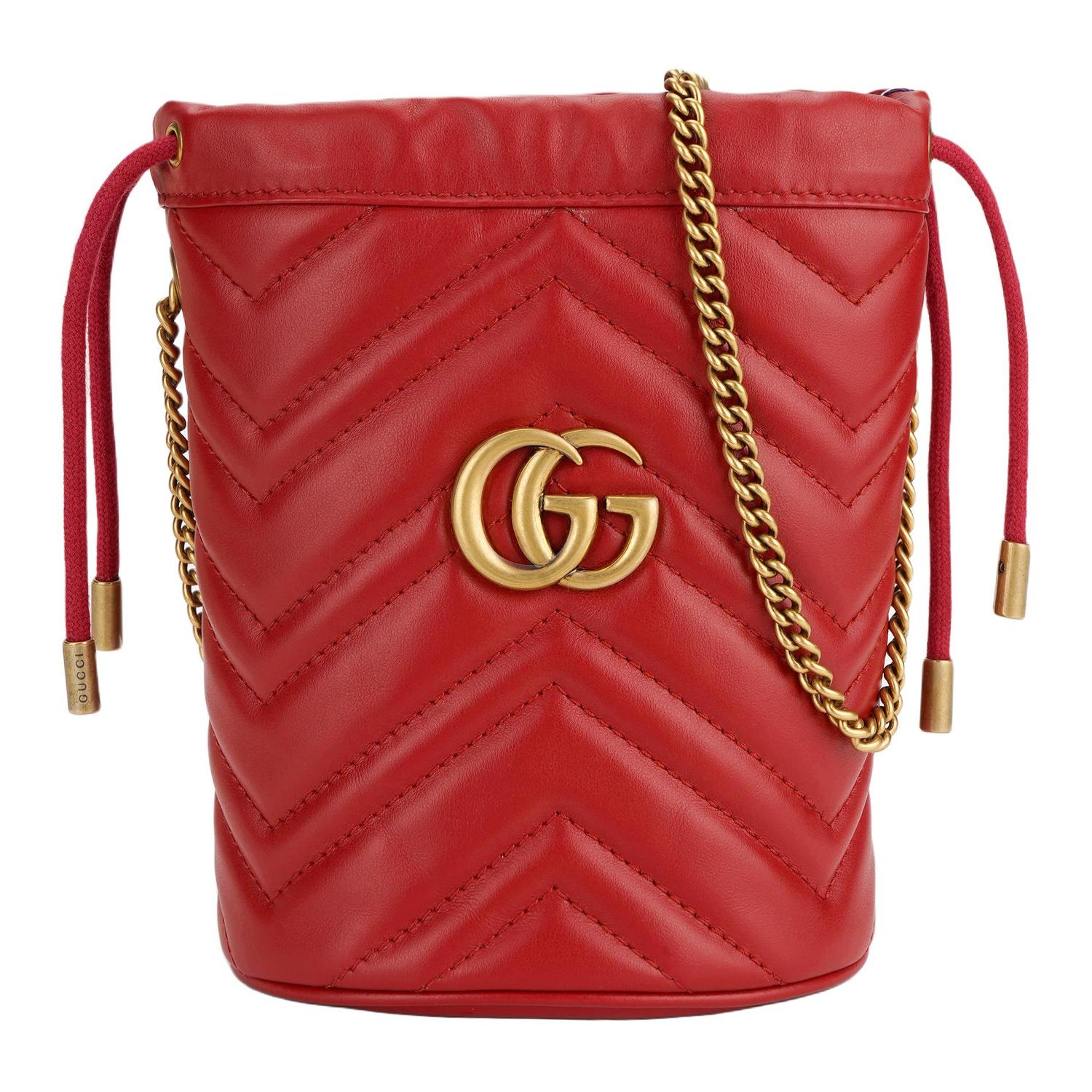 GUCCI Мини-ведро GG Marmont гибискус красный
GUCCI Мини-ведро GG Marmont гибискус красный