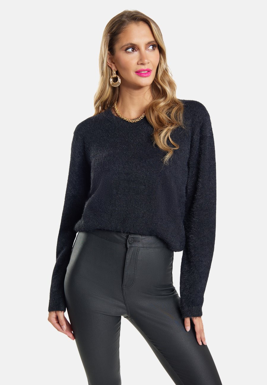 Джемпер faina Jumper, Schwarz/Black
Джемпер faina Jumper, Schwarz/Black