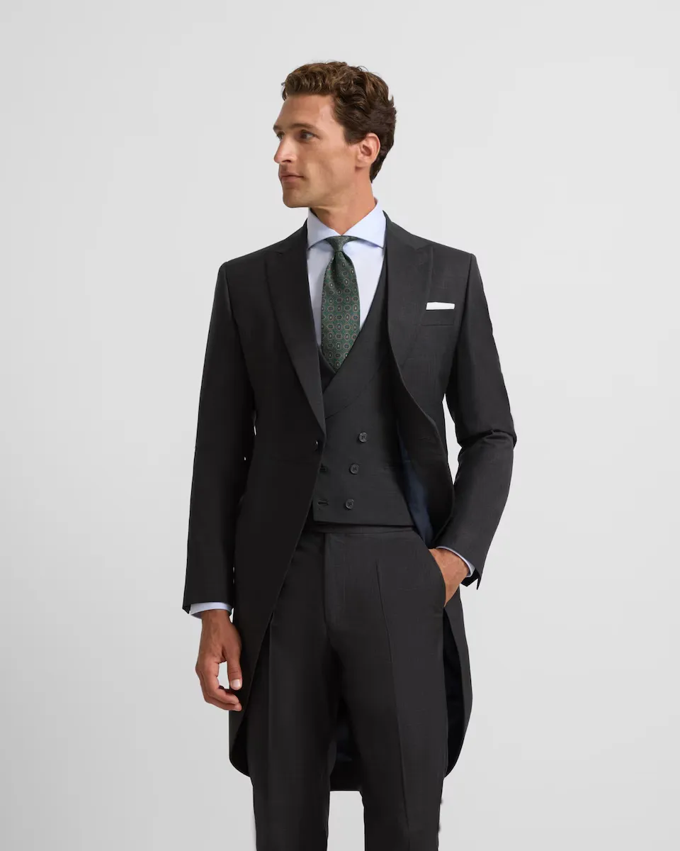 Классический черный эластичный мужской пиджак Silbon
Классический черный эластичный мужской пиджак Silbon