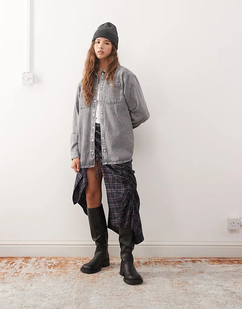 Джинсовая куртка Noisy May серого цвета
Джинсовая куртка Noisy May серого цвета