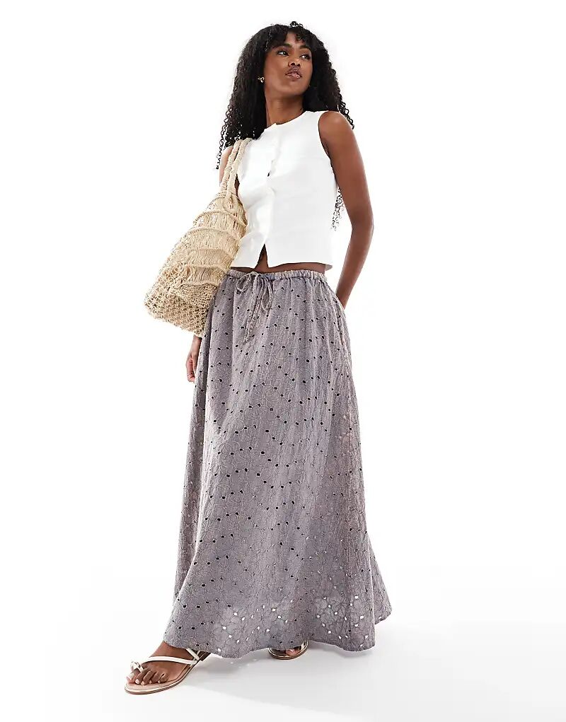 Юбка миди ASOS DESIGN с цветочным принтом и вышивкой, цвет кислотной стирки
Юбка миди ASOS DESIGN с цветочным принтом и вышивкой, цвет кислотной стирки