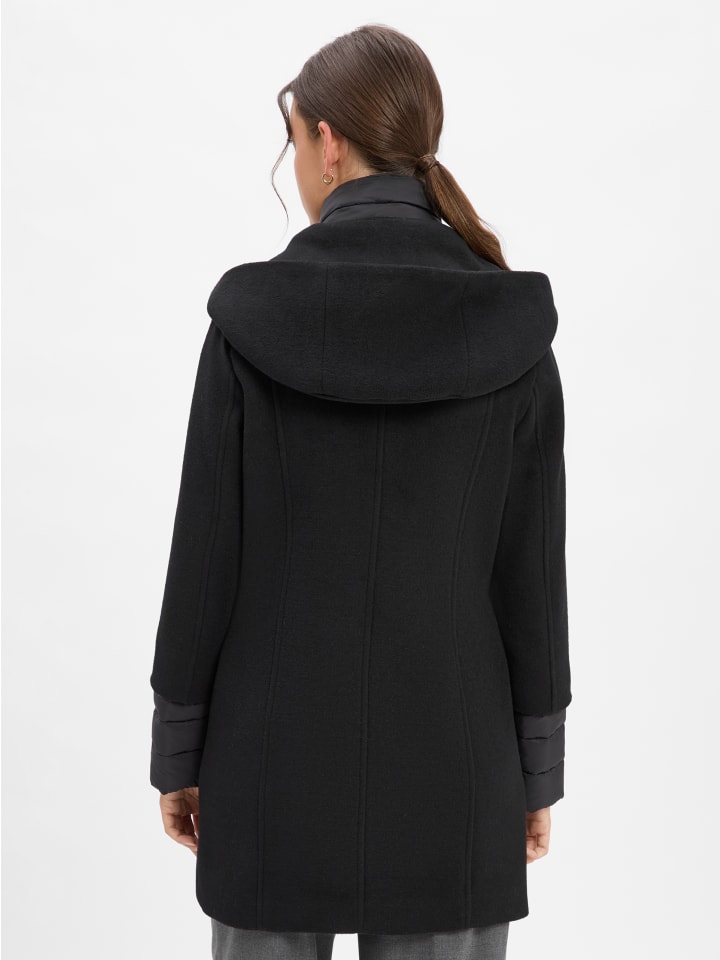 черное пальто s.Oliver
черное пальто s.Oliver