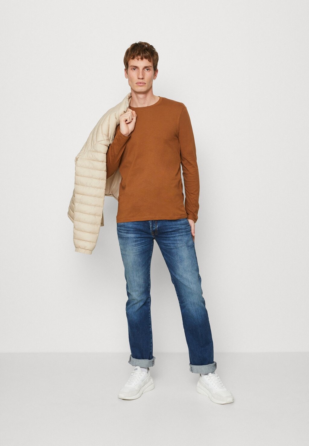 футболка с длинным рукавом 5 PACK Pier One, синий/беловатый/светло-коричневый
футболка с длинным рукавом 5 PACK Pier One, синий/беловатый/светло-коричневый