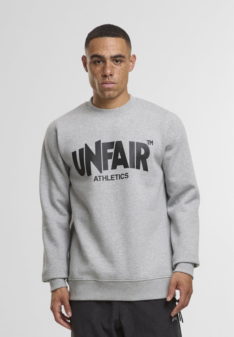 Толстовка UNFAIR ATHLETICS CLASSIC CREWNECK, Grey Melange/Mottled Grey
Толстовка UNFAIR ATHLETICS CLASSIC CREWNECK, Grey Melange/Mottled Grey