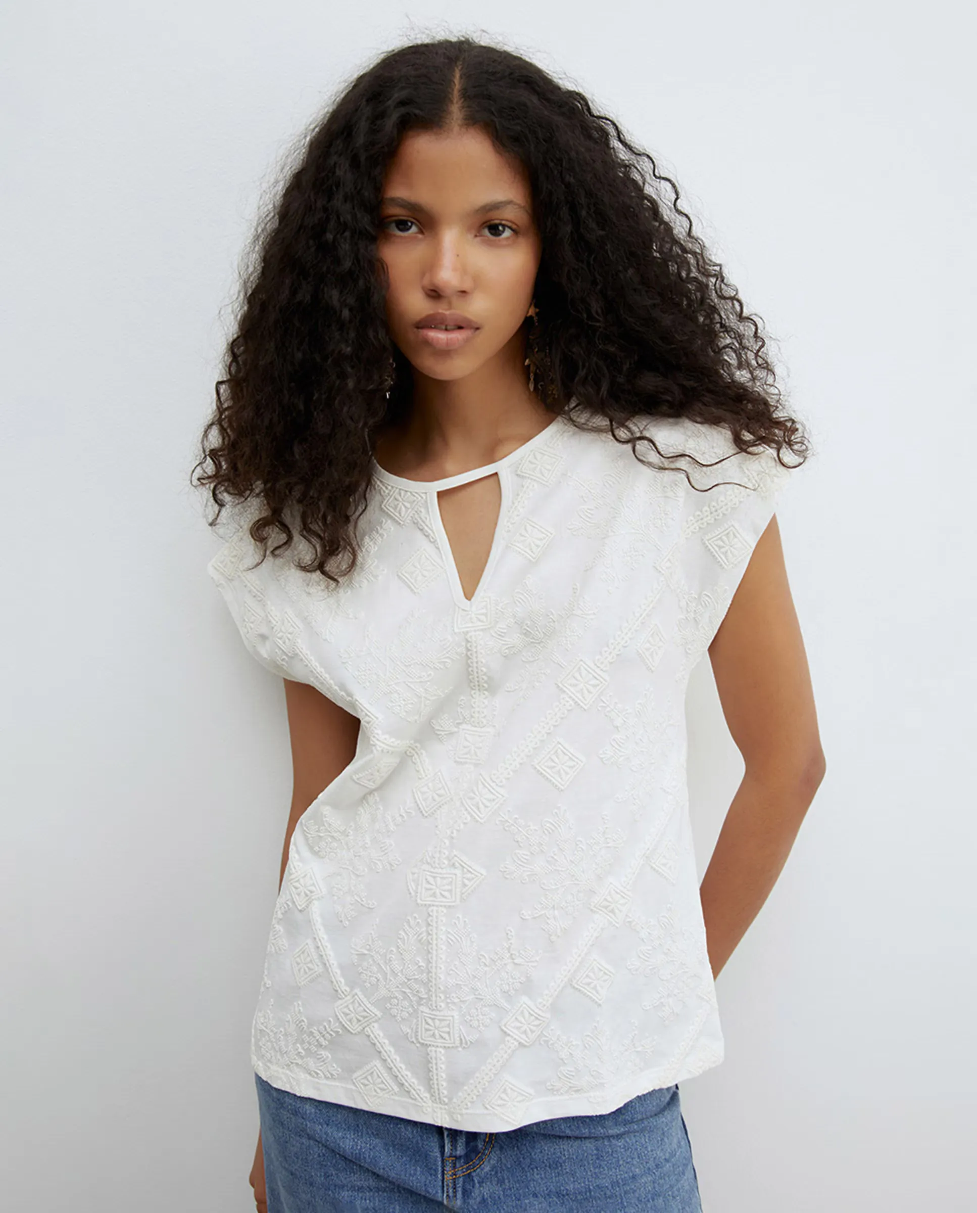 Футболка с принтом Sfera, белый
Футболка с принтом Sfera, белый