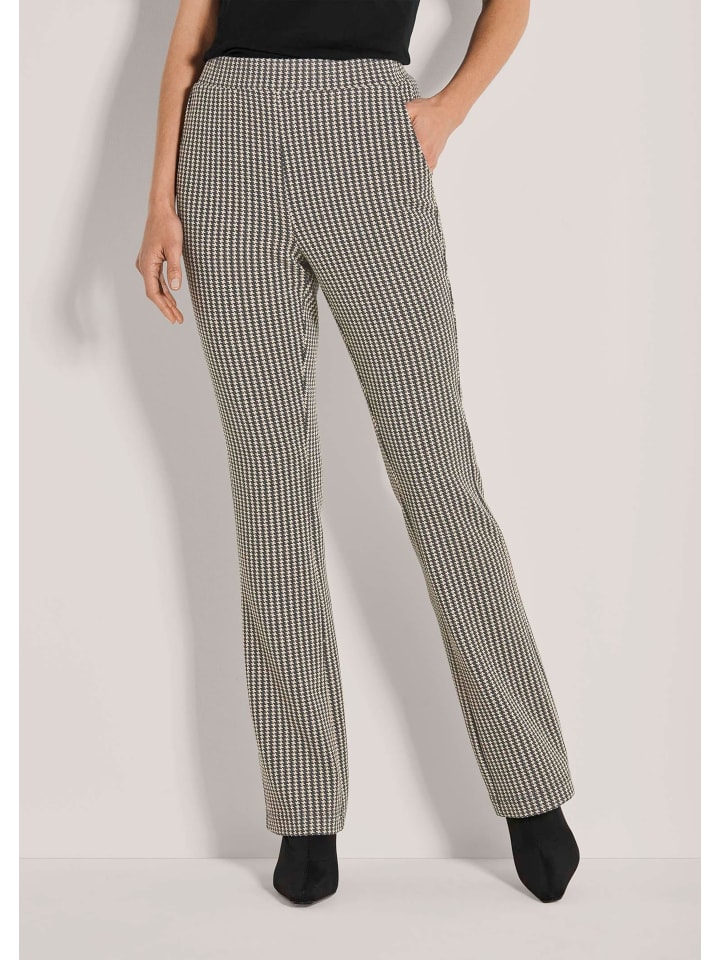 MADELEINE Прямые трикотажные брюки с узором свинцово-серого/жемчужно-белого цвета
MADELEINE Прямые трикотажные брюки с узором свинцово-серого/жемчужно-белого цвета