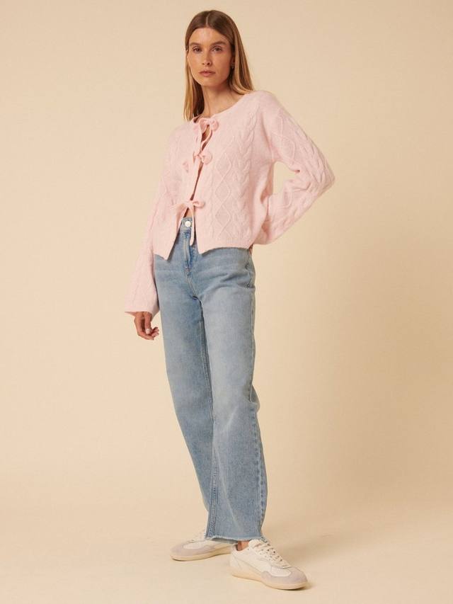 Кардиган с завязками спереди и косой вязкой Nobody's Child, Pink
Кардиган с завязками спереди и косой вязкой Nobody's Child, Pink