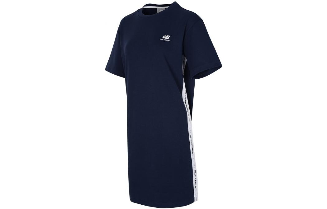Платье с короткими рукавами женское темно-синее New Balance
Платье с короткими рукавами женское темно-синее New Balance
