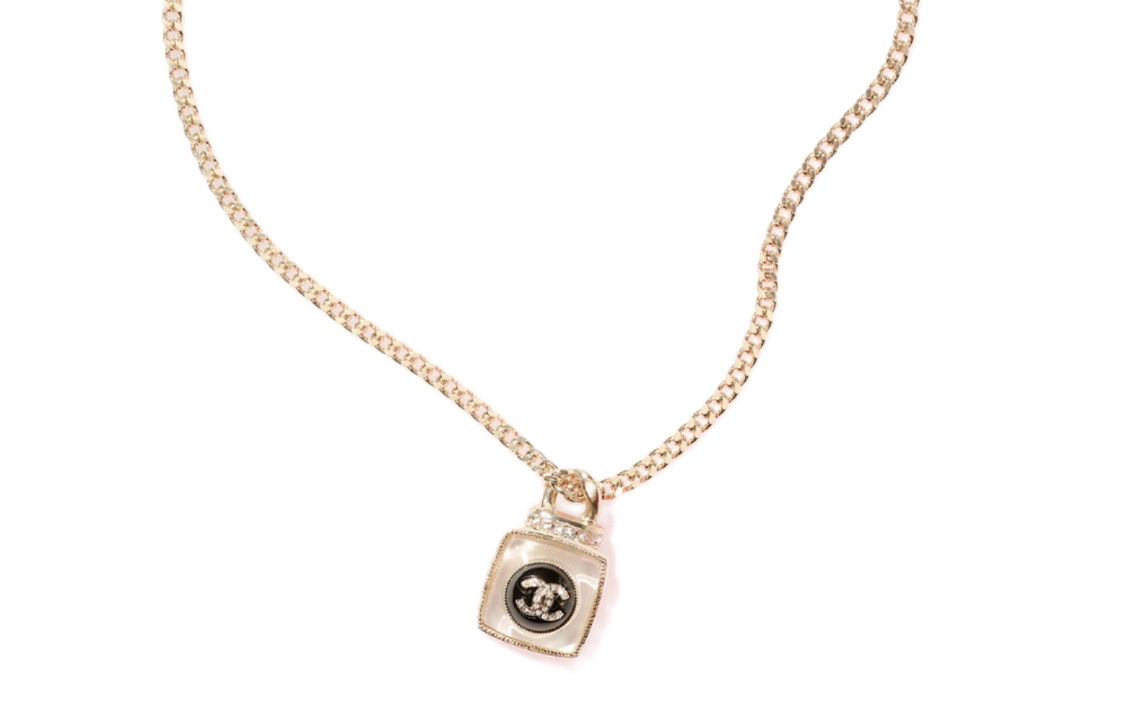 CHANEL 22c ранняя весна ожерелье women's gold
CHANEL 22c ранняя весна ожерелье women's gold