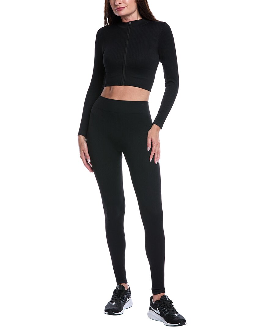 Комплект из 2 предметов: куртка и леггинсы Marion, черный
Комплект из 2 предметов: куртка и леггинсы Marion, черный