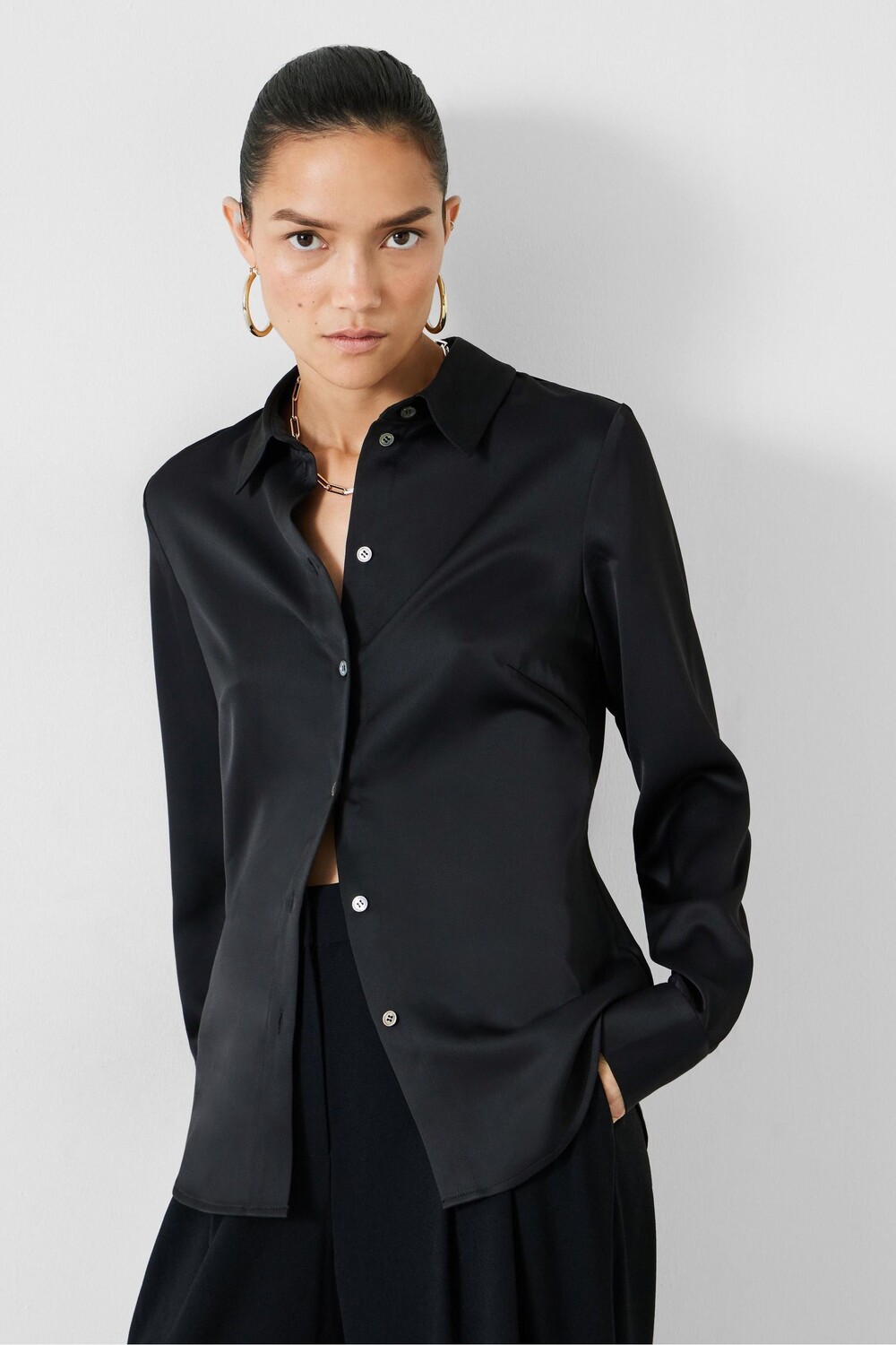 Рубашка Jo из крепа приталенного кроя Hush, черный
Рубашка Jo из крепа приталенного кроя Hush, черный
