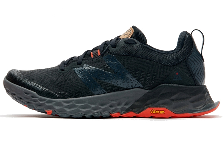 New Balance Фреш Фоам Хьеро V6 Блэк Ред
New Balance Фреш Фоам Хьеро V6 Блэк Ред